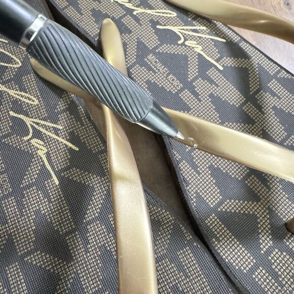 Michael Kors Jet Set Signature Flip Flops Brown/Gold Logo Rubber Sole Women 10M - Picture 6 of 9